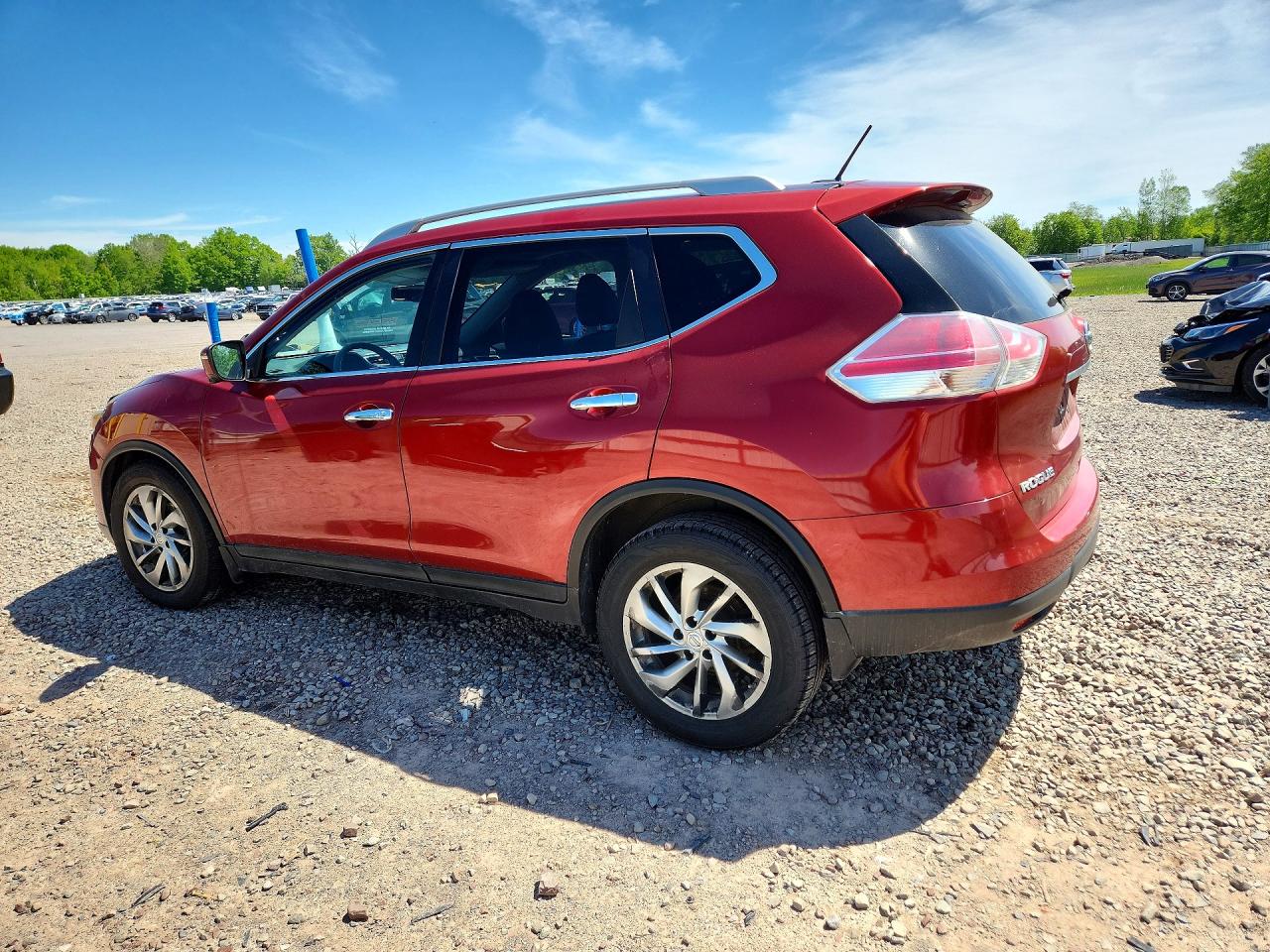 2014 NISSAN ROGUE S photo 4