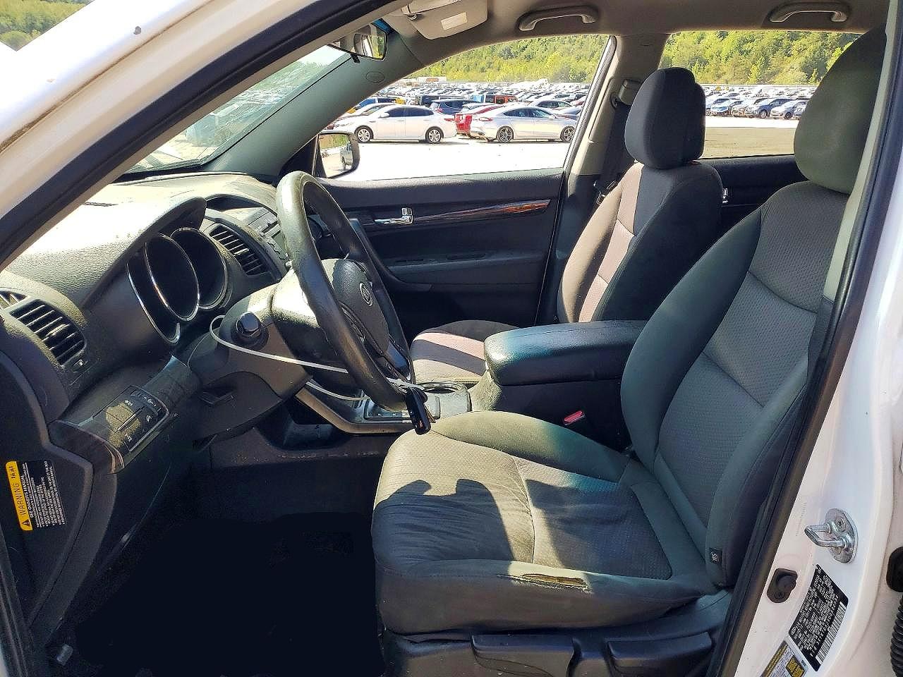 2013 KIA SORENTO LX photo 19