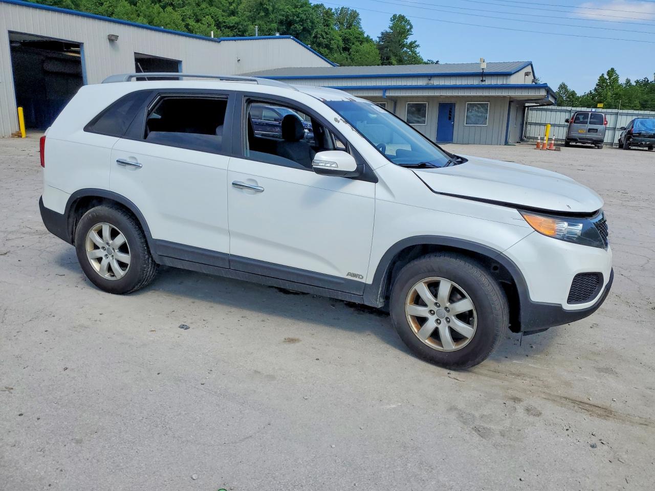 2013 KIA SORENTO LX photo 10