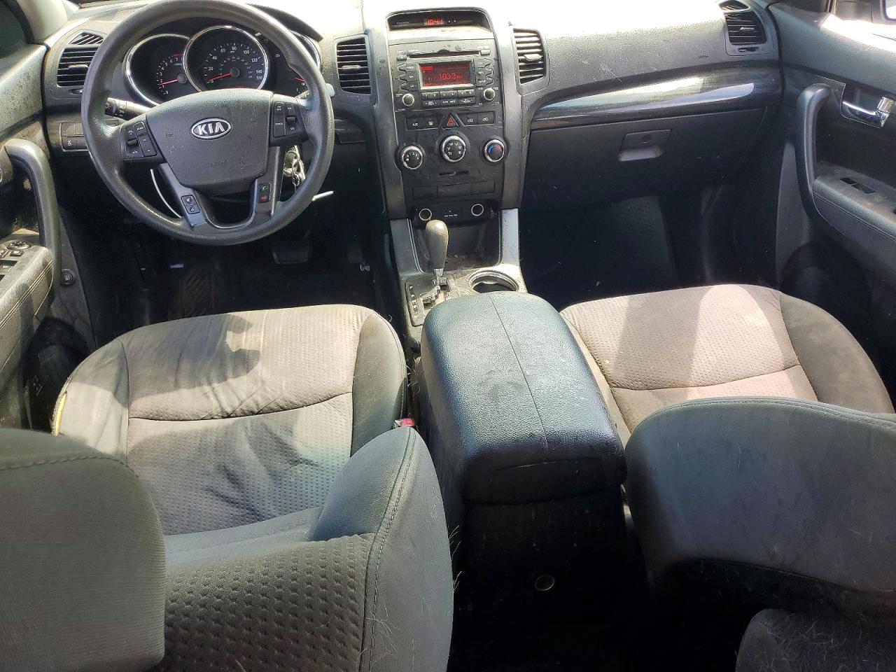 2013 KIA SORENTO LX photo 22
