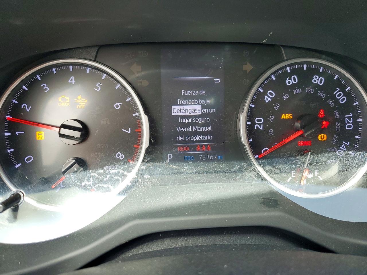 2019 TOYOTA RAV4 LE photo 9