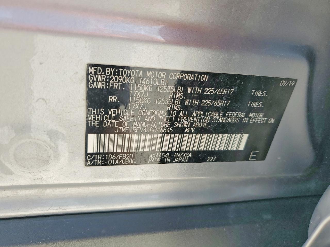 2019 TOYOTA RAV4 LE photo 13