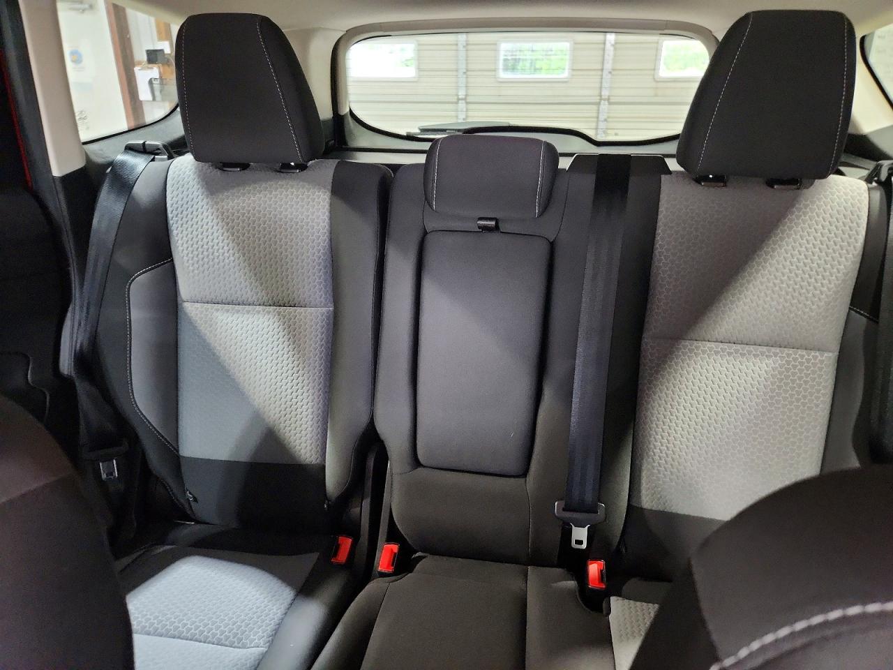 2019 FORD ESCAPE SE photo 19
