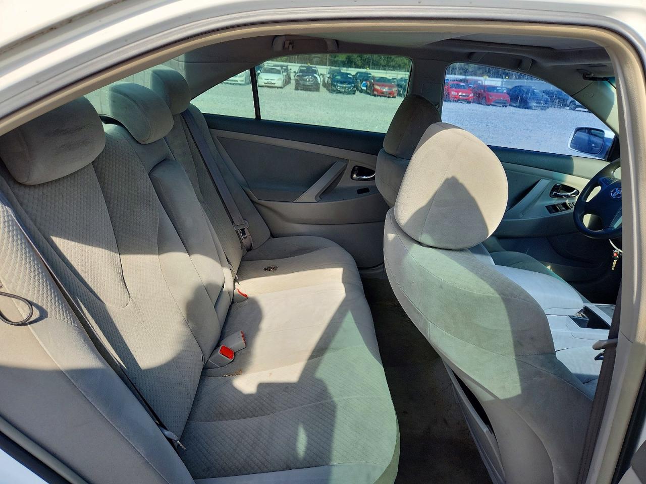 2007 TOYOTA CAMRY LE photo 28