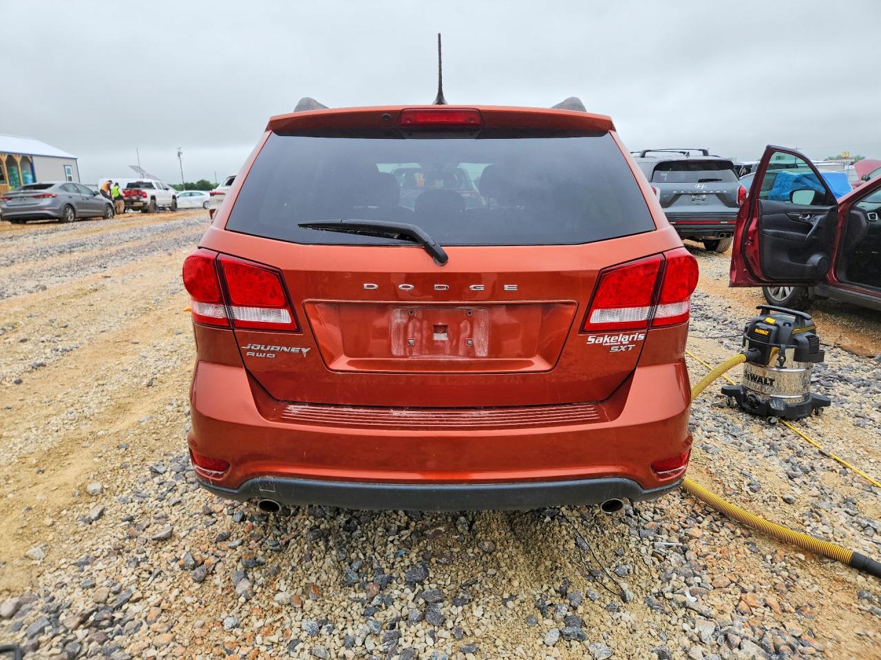 2014 DODGE JOURNEY SXT photo 11
