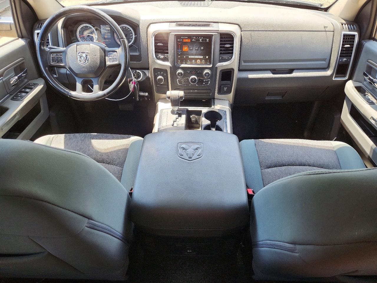 2013 RAM 1500 SLT photo 15
