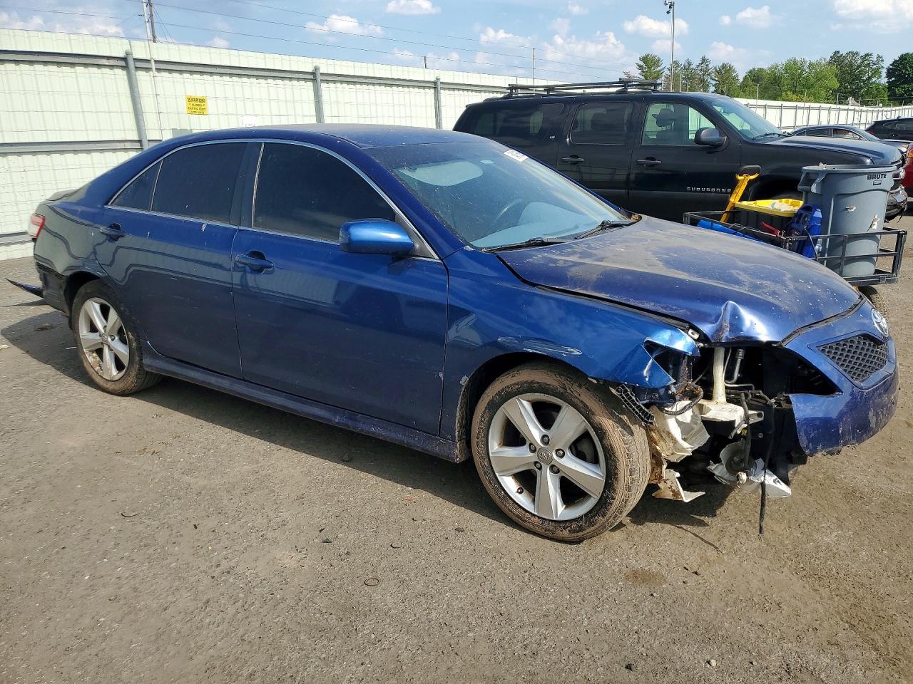 2011 TOYOTA CAMRY SE photo 10