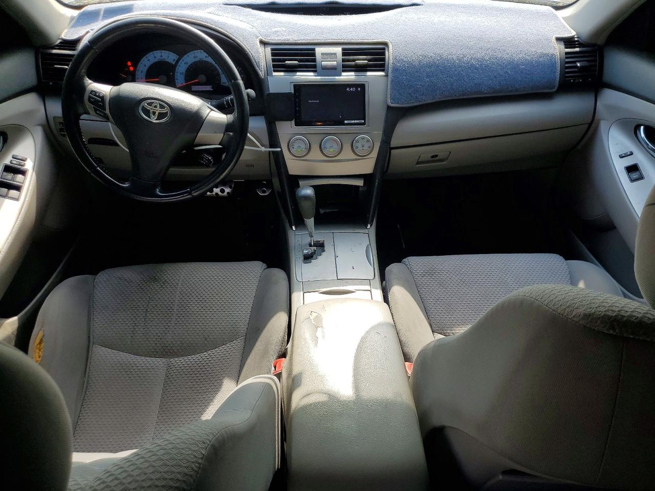 2011 TOYOTA CAMRY SE photo 22