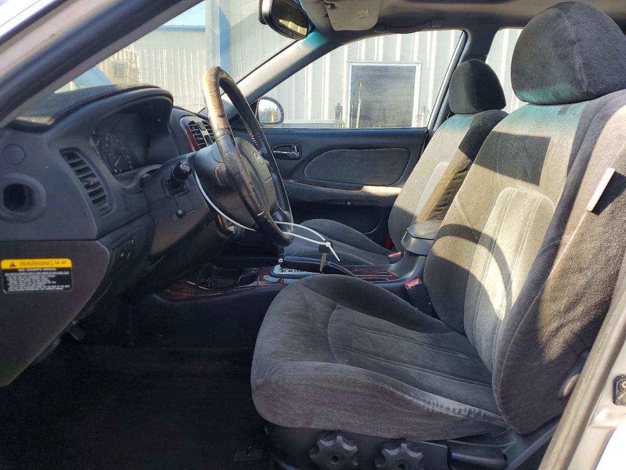 2005 HYUNDAI SONATA GLS photo 13