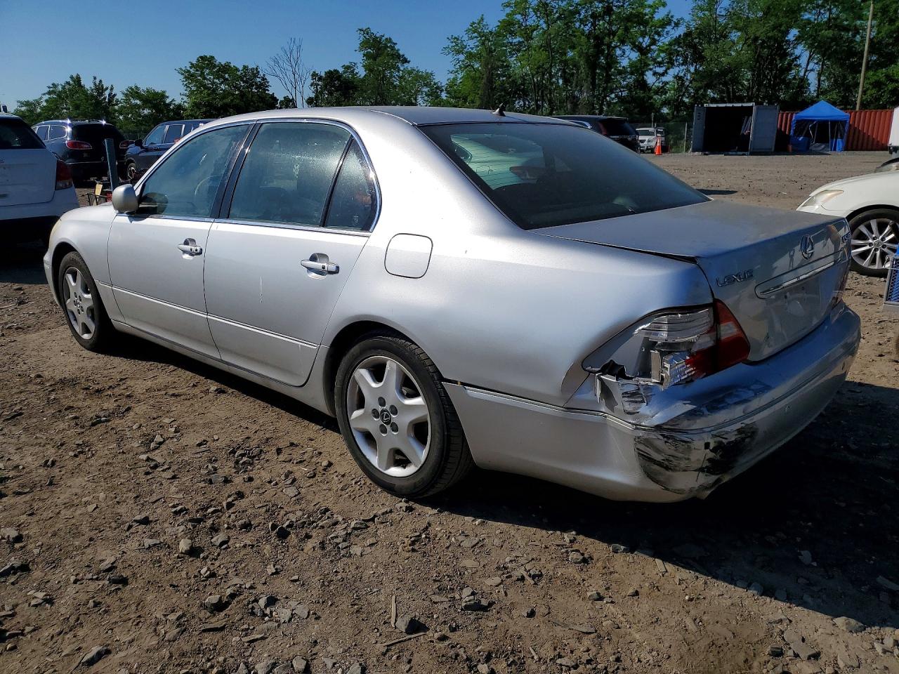 2004 LEXUS LS 430 photo 3
