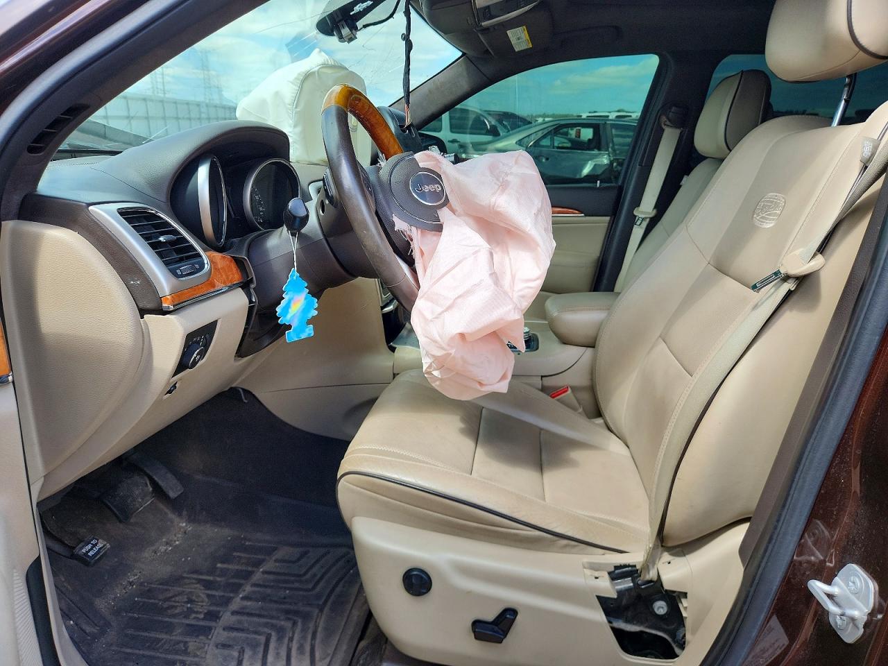 2014 JEEP GRAND CHEROKEE SUMMIT photo 13