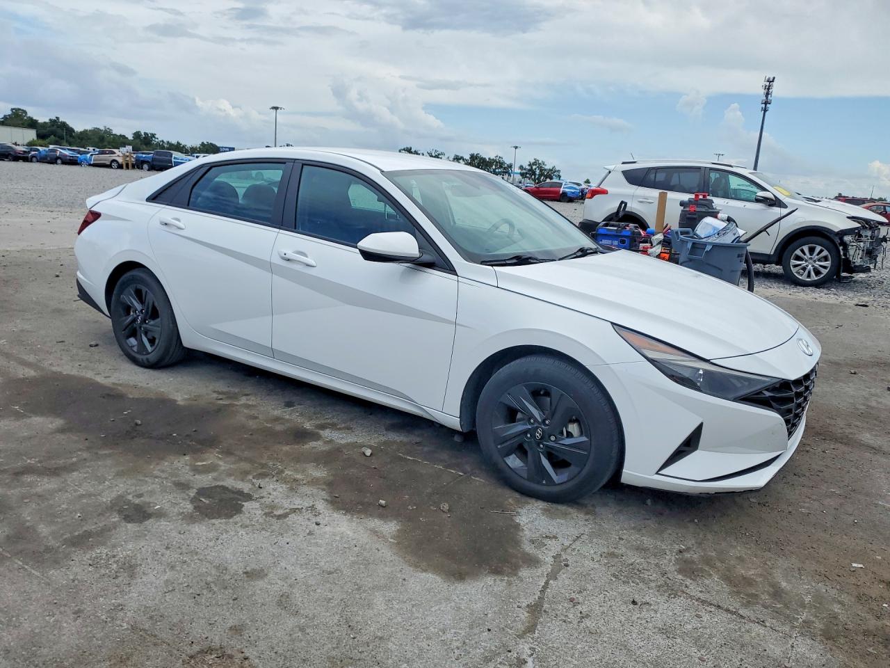 2023 HYUNDAI ELANTRA BLUE photo 7
