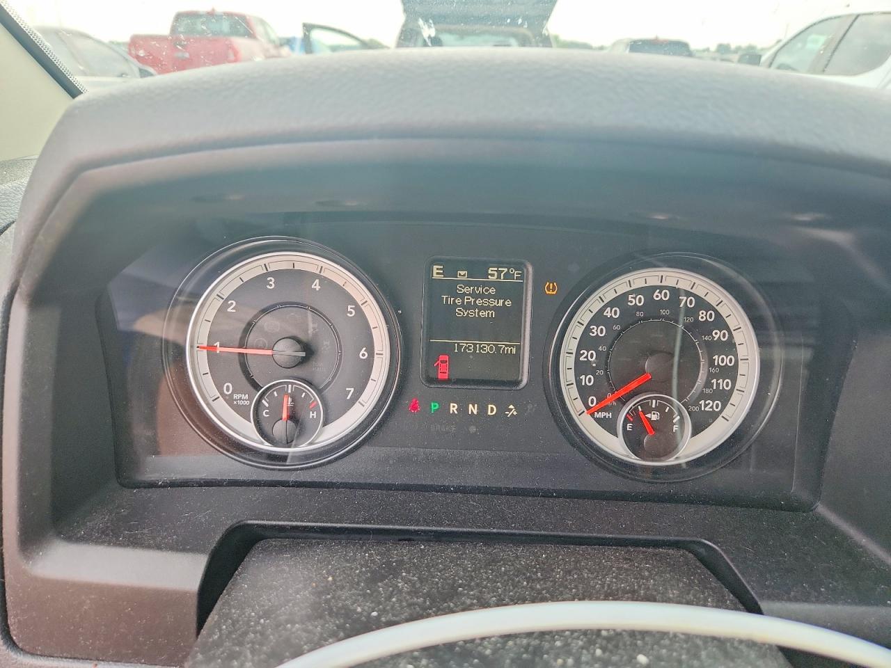 2014 RAM 1500 ST photo 25