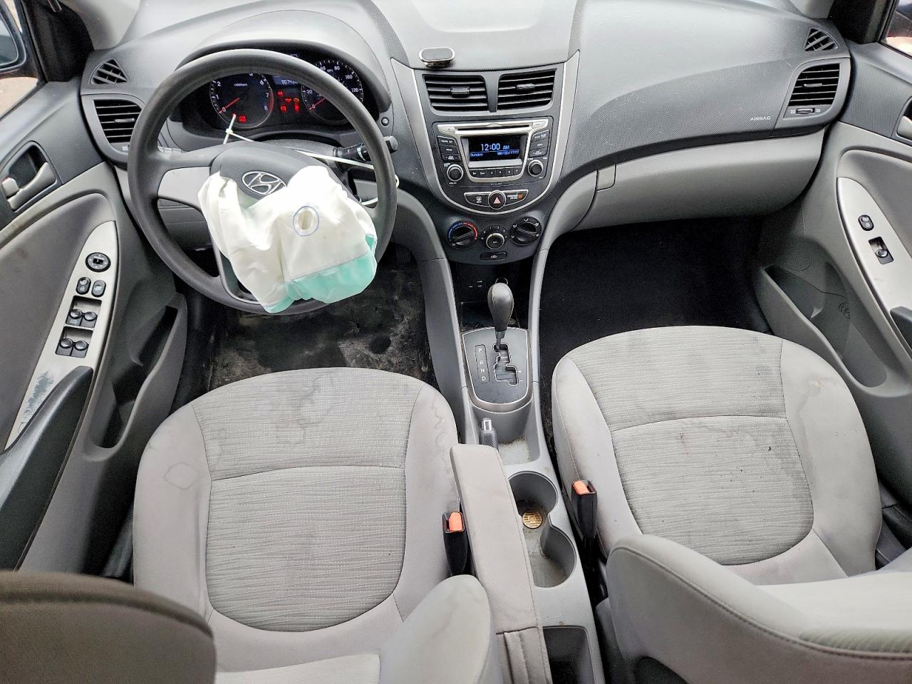 2016 HYUNDAI ACCENT SE photo 15
