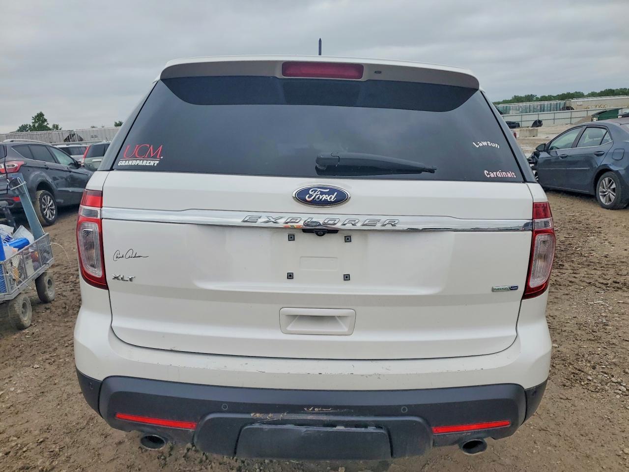 2014 FORD EXPLORER XLT photo 11
