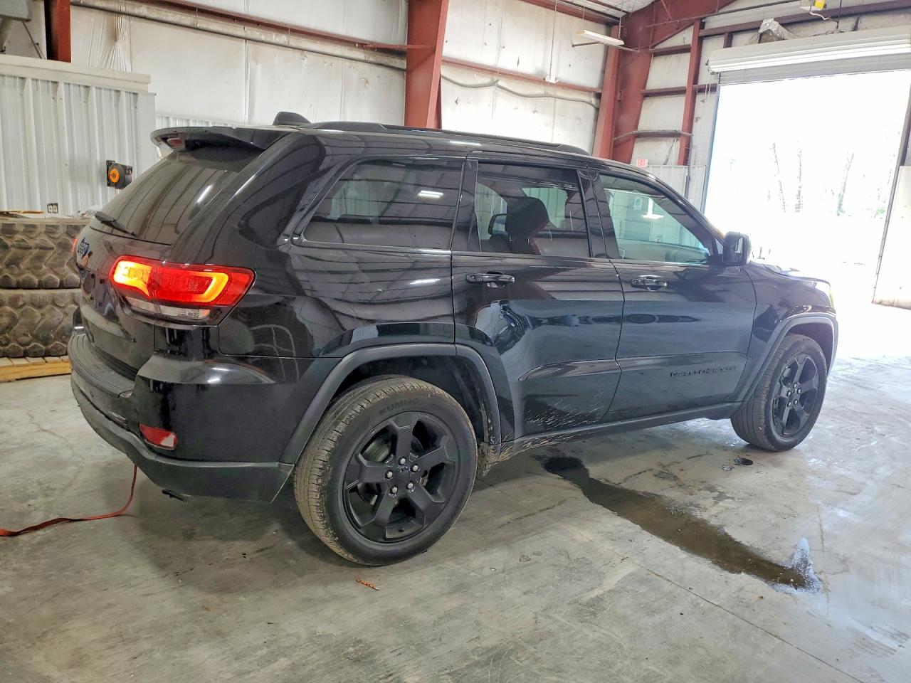 2018 JEEP GRAND CHEROKEE LAREDO photo 3