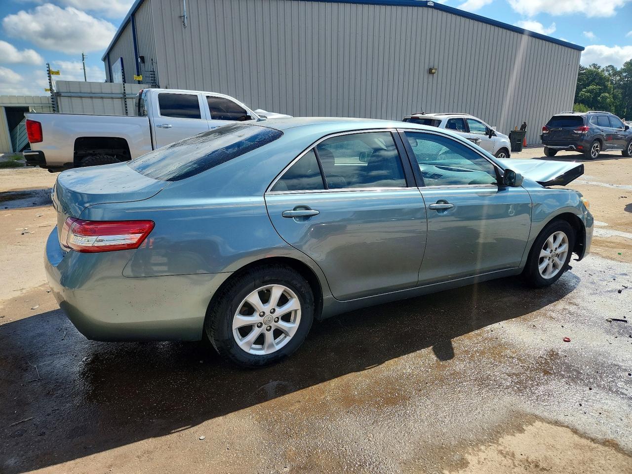 2011 TOYOTA CAMRY LE photo 7