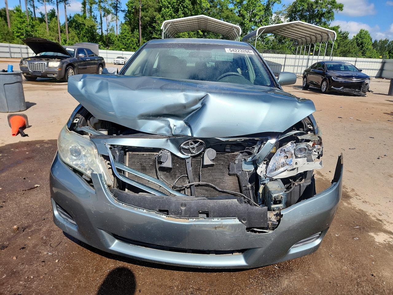 2011 TOYOTA CAMRY LE photo 13