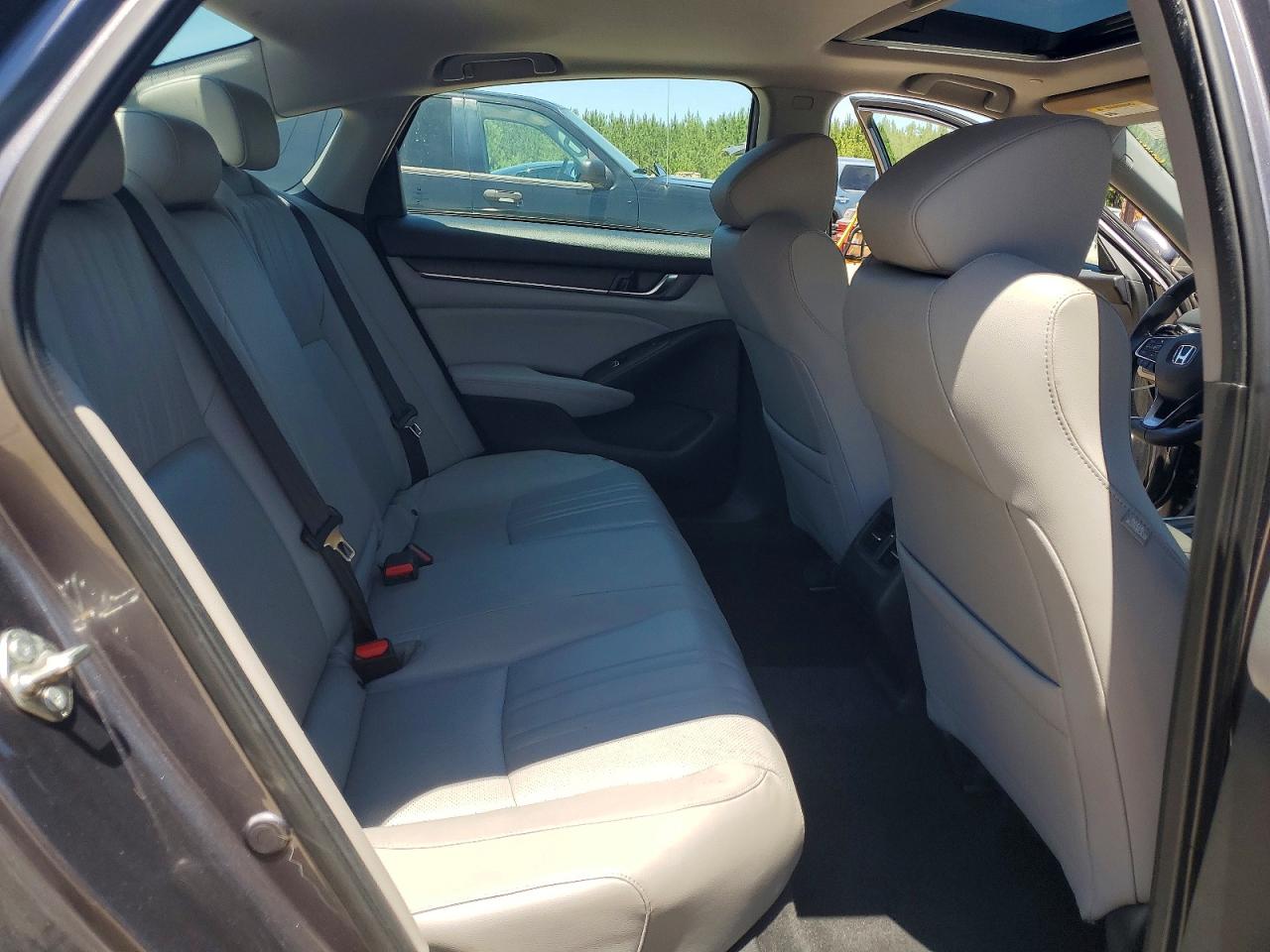 2018 HONDA ACCORD EX-L photo 19