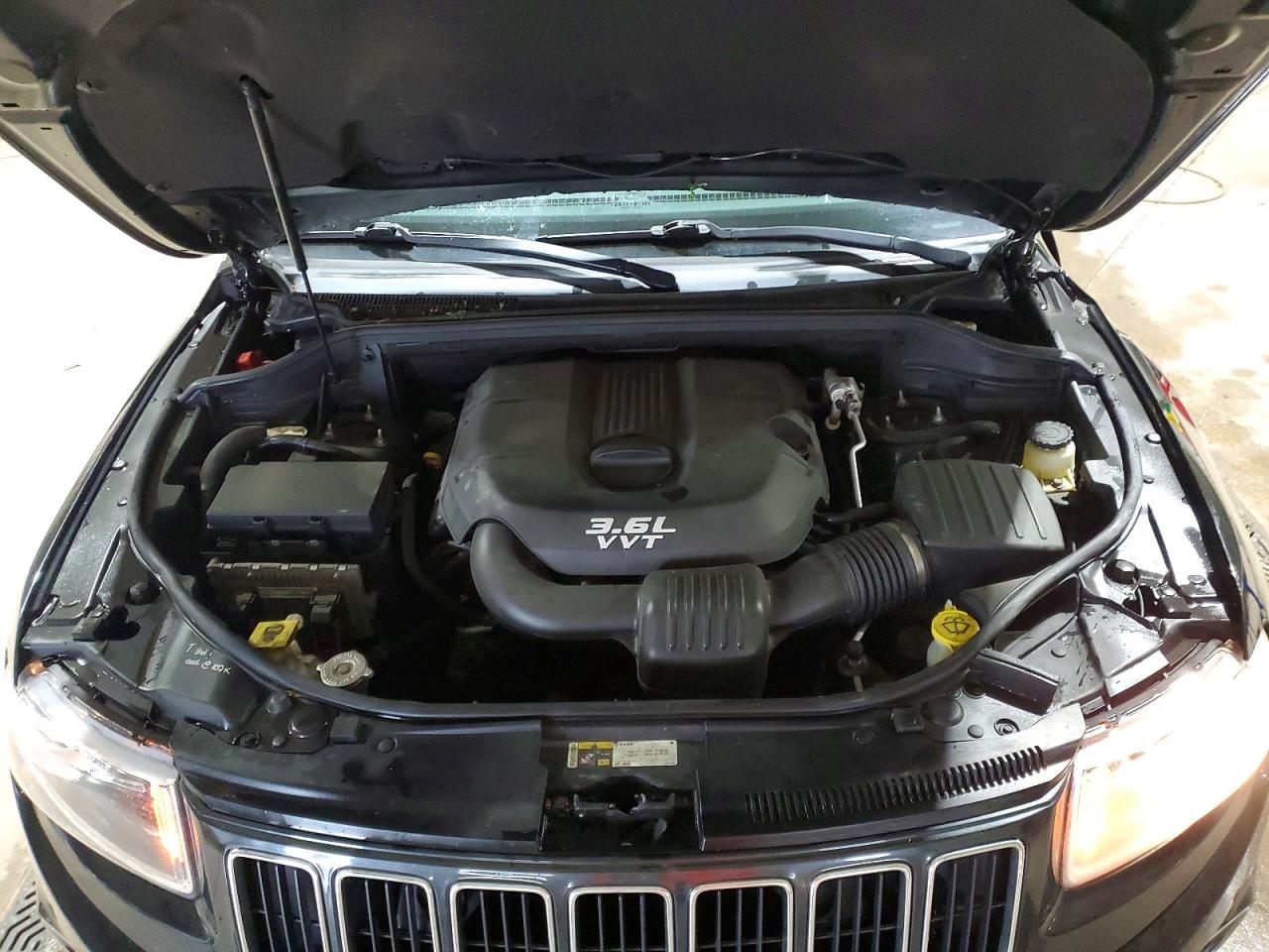 2014 JEEP GRAND CHEROKEE LAREDO photo 12