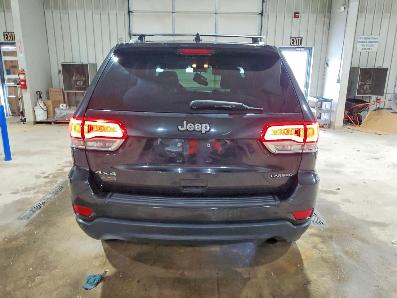 2014 JEEP GRAND CHEROKEE LAREDO photo 6