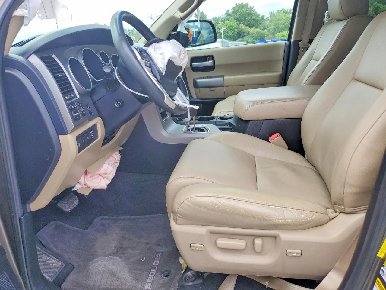 2017 TOYOTA SEQUOIA LIMITED photo 13