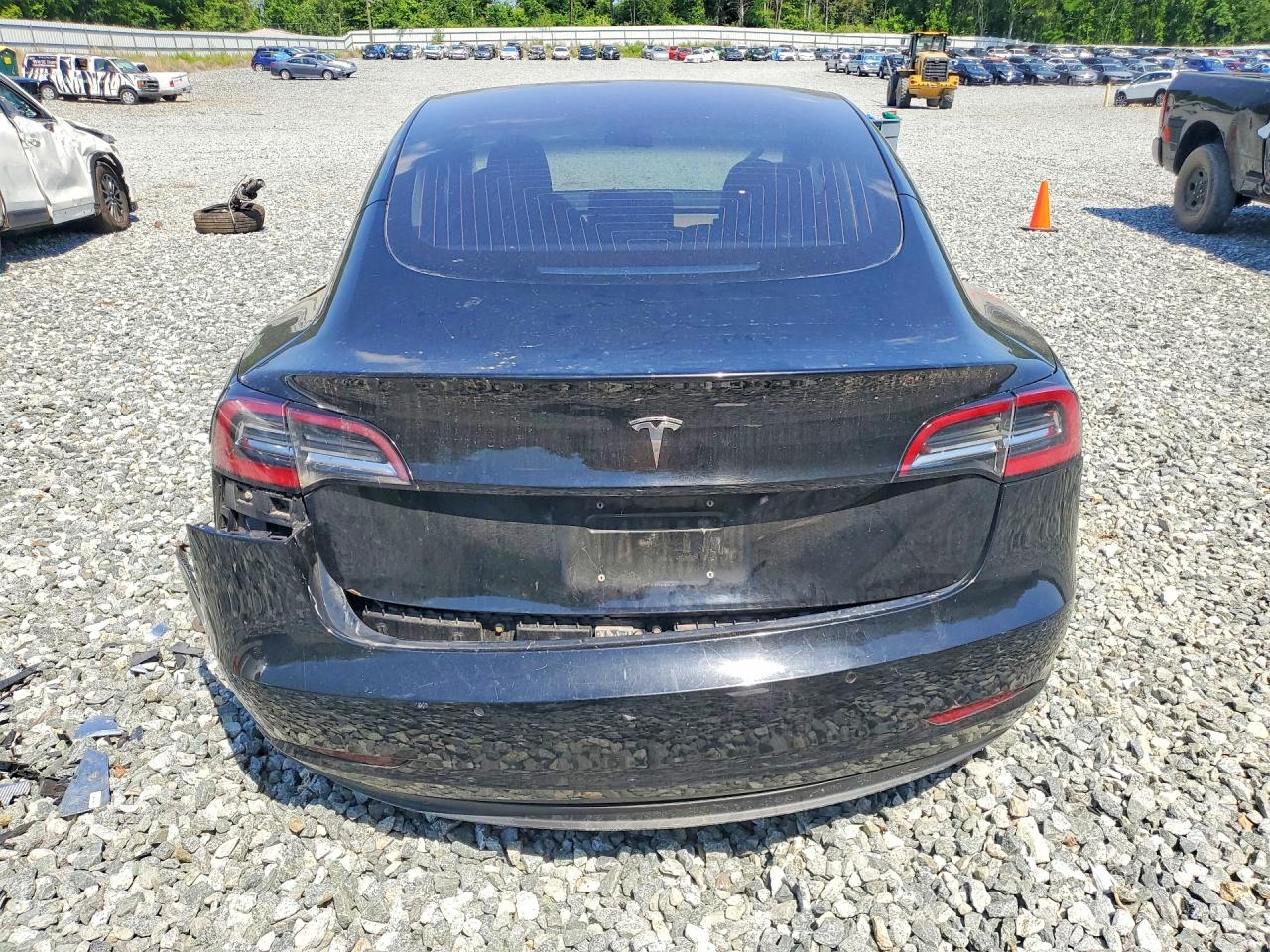 2018 TESLA MODEL 3 photo 16