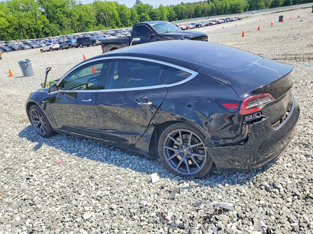 2018 TESLA MODEL 3 photo 4