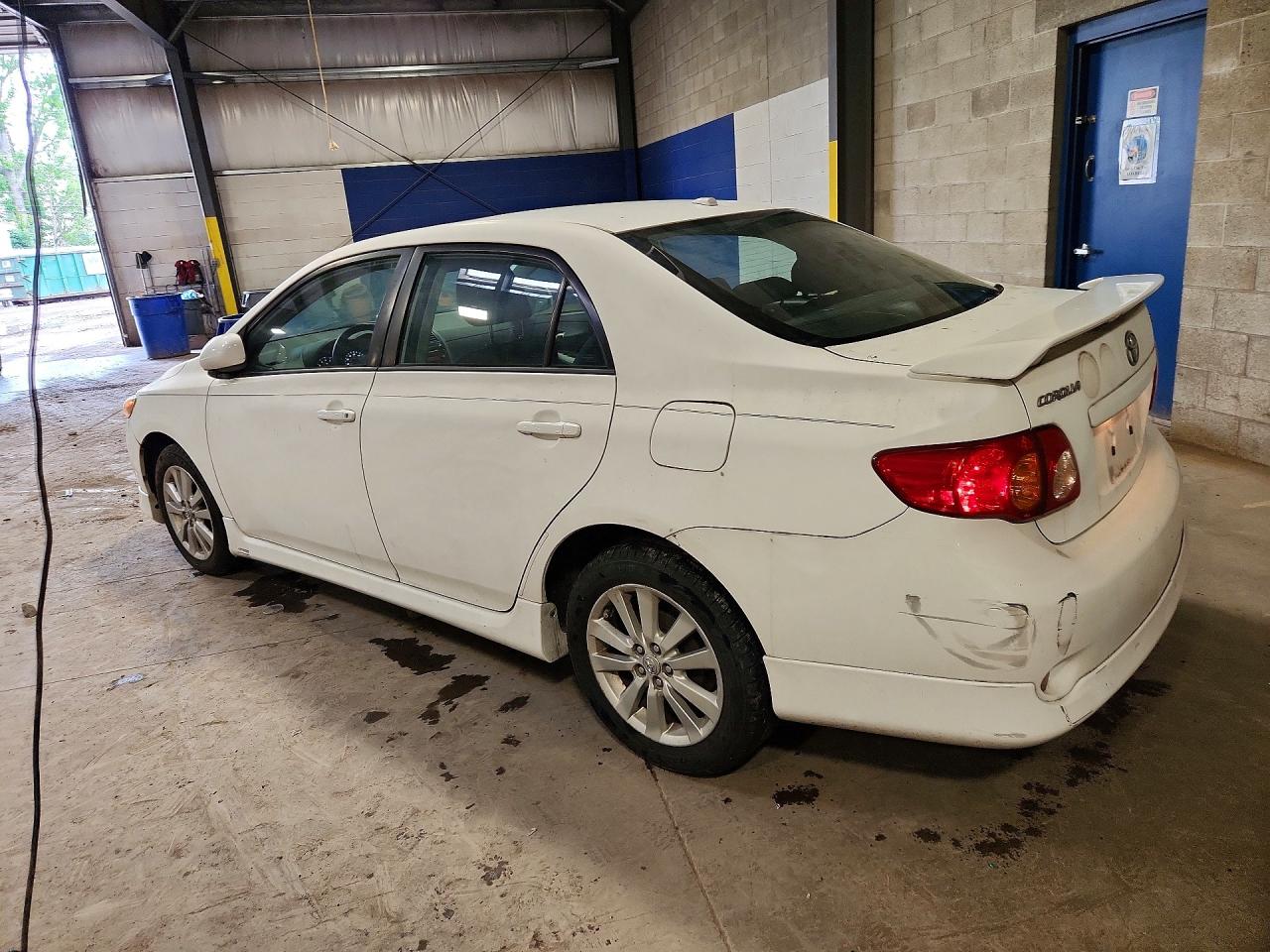 2010 TOYOTA COROLLA S photo 3