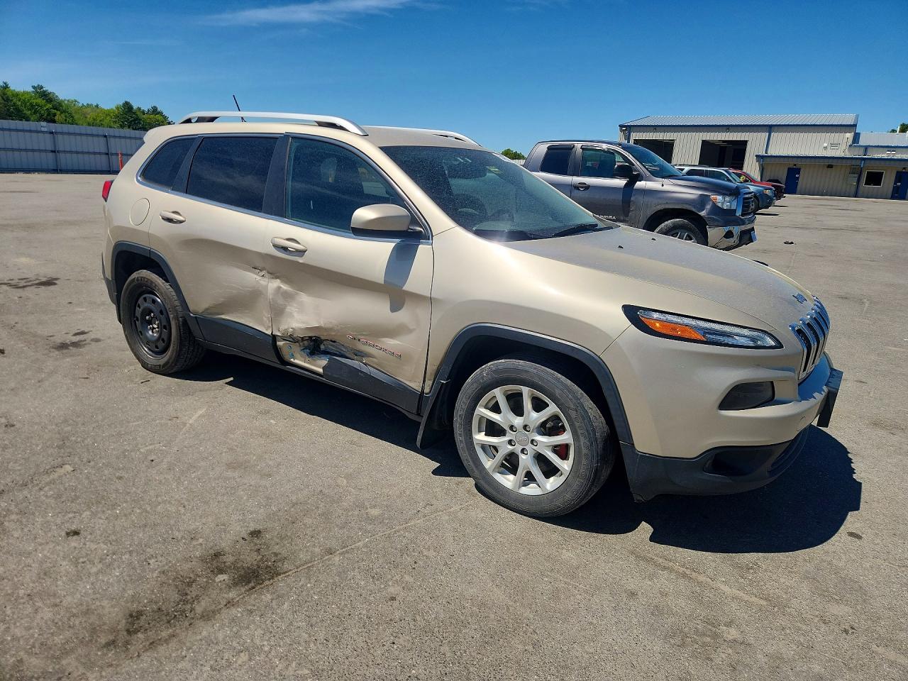 2015 JEEP CHEROKEE LATITUDE photo 10