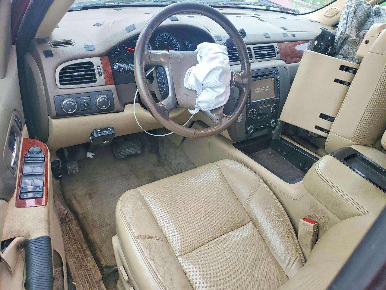 2014 GMC YUKON XL K1500 SLT photo 8