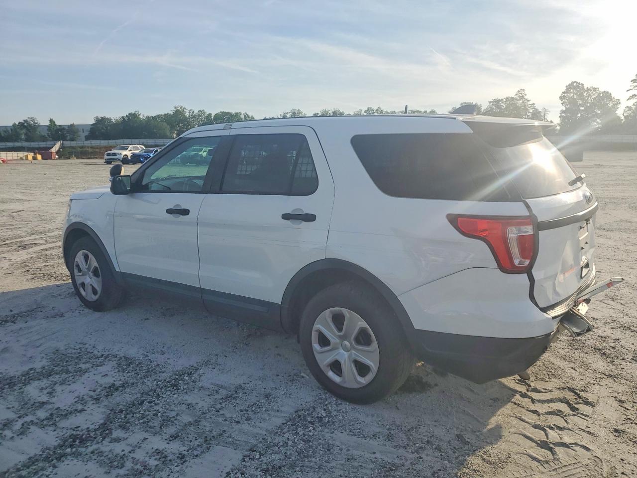 2019 FORD EXPLORER POLICE INTERCEPTOR photo 3