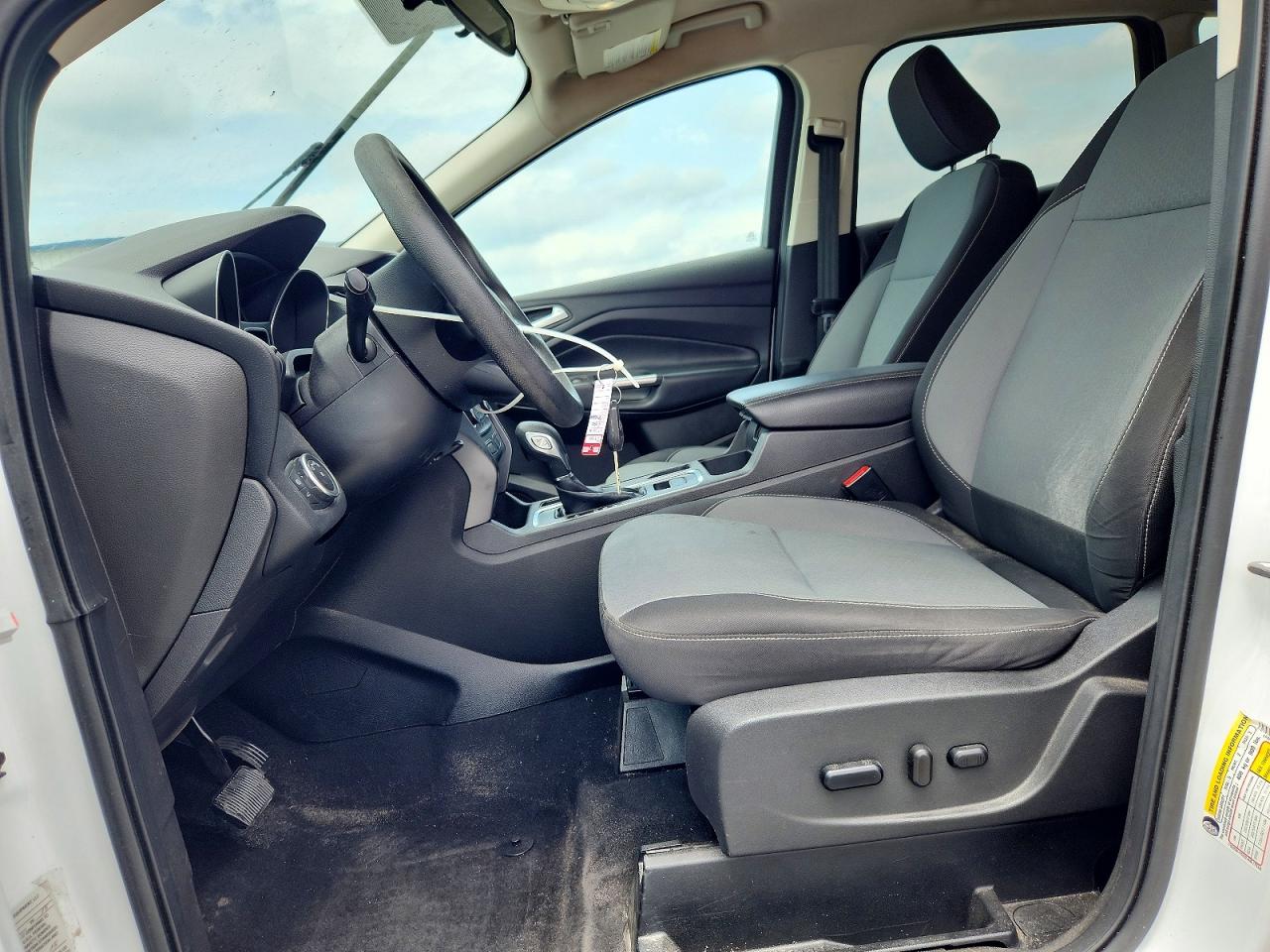 2018 FORD ESCAPE SE photo 13