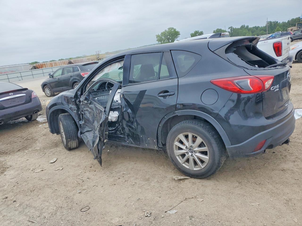 2015 MAZDA CX-5 TOURING photo 4