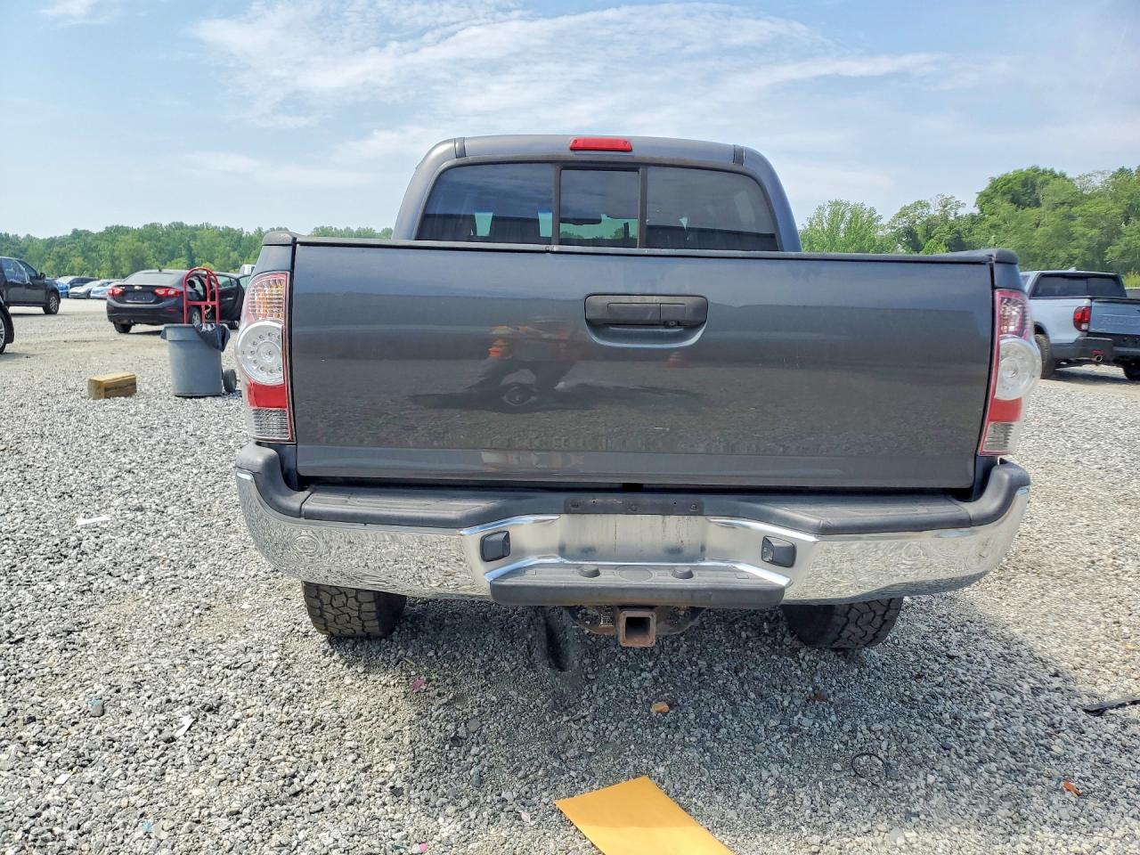 2013 TOYOTA TACOMA DOUBLE CAB photo 6