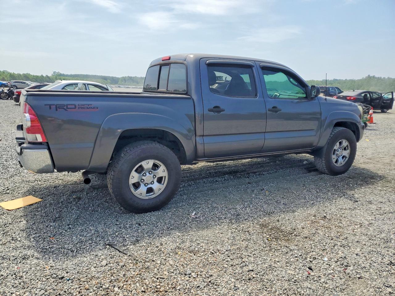 2013 TOYOTA TACOMA DOUBLE CAB photo 3