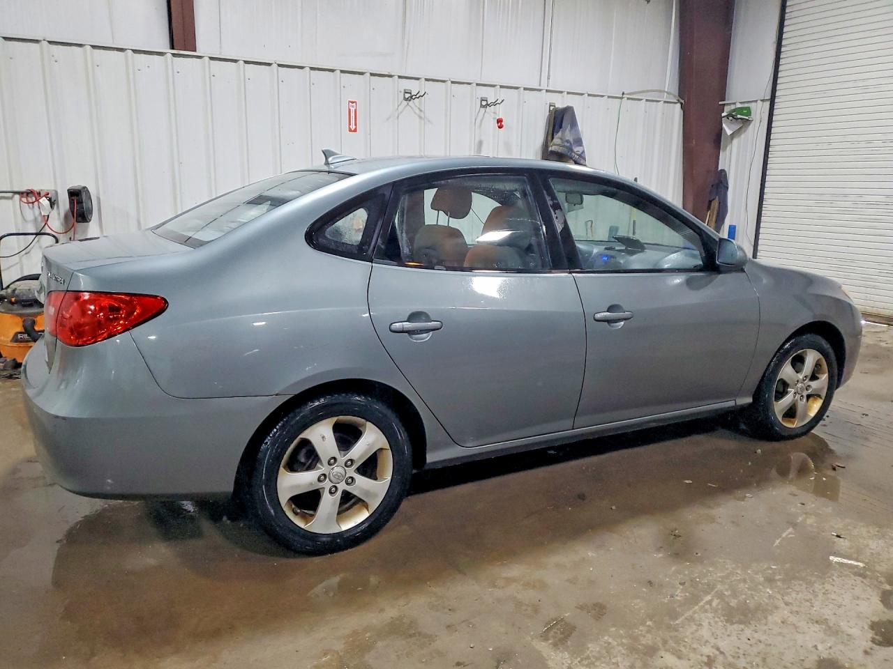 2010 HYUNDAI ELANTRA SE photo 5