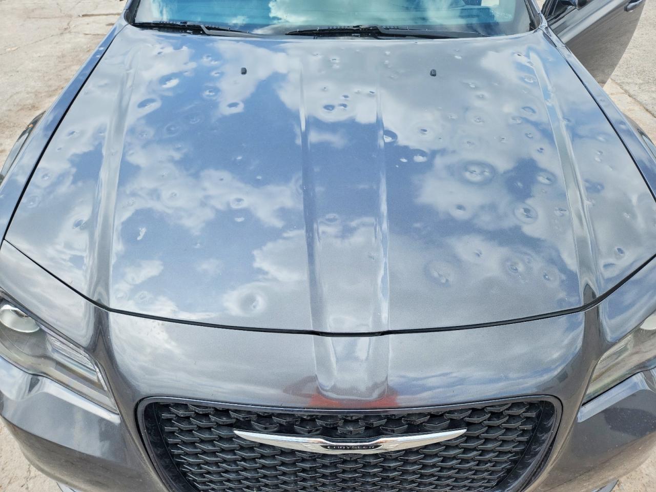 2016 CHRYSLER 300 S photo 31