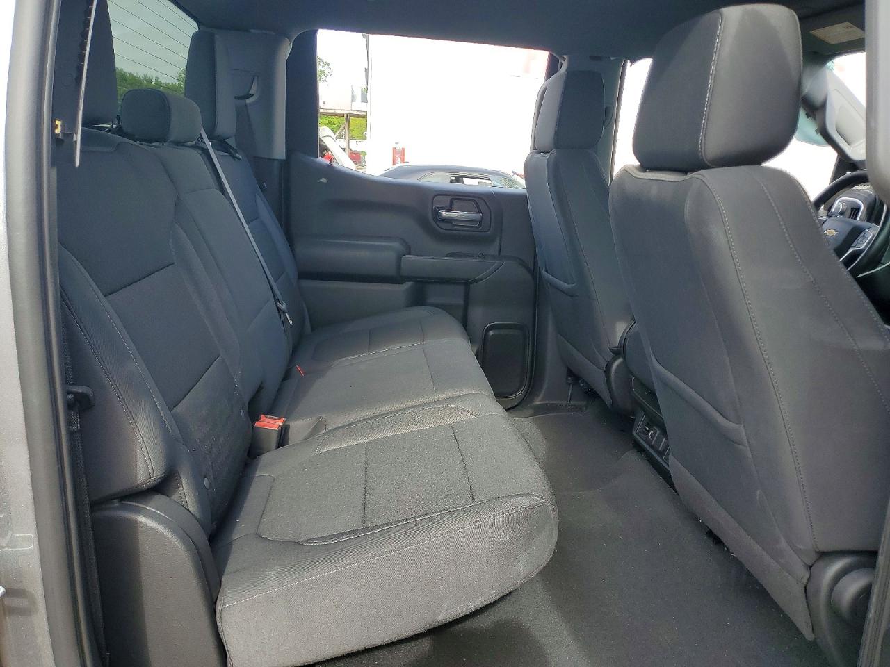2021 CHEVROLET SILVERADO K1500 LT photo 19