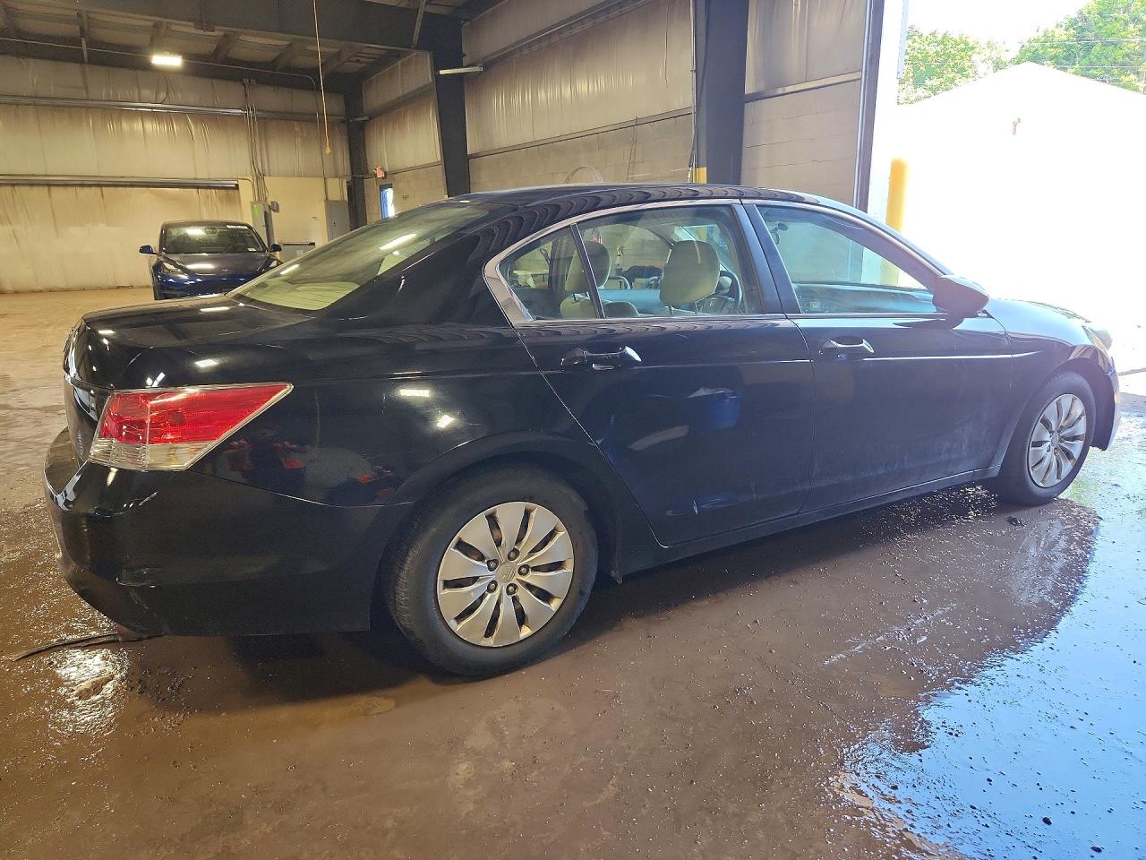 2009 HONDA ACCORD LX photo 5