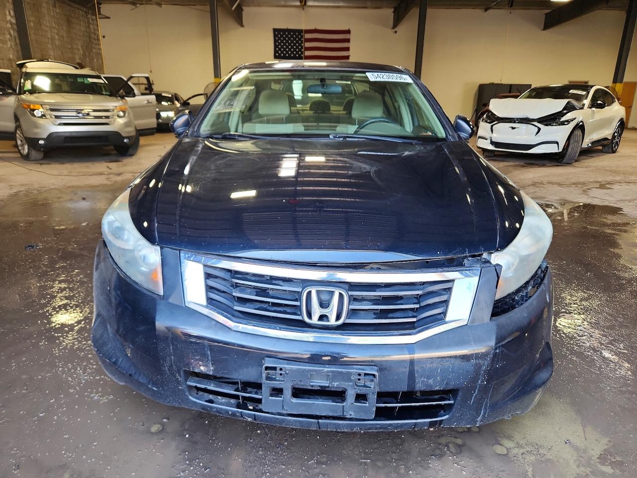 2009 HONDA ACCORD LX photo 9