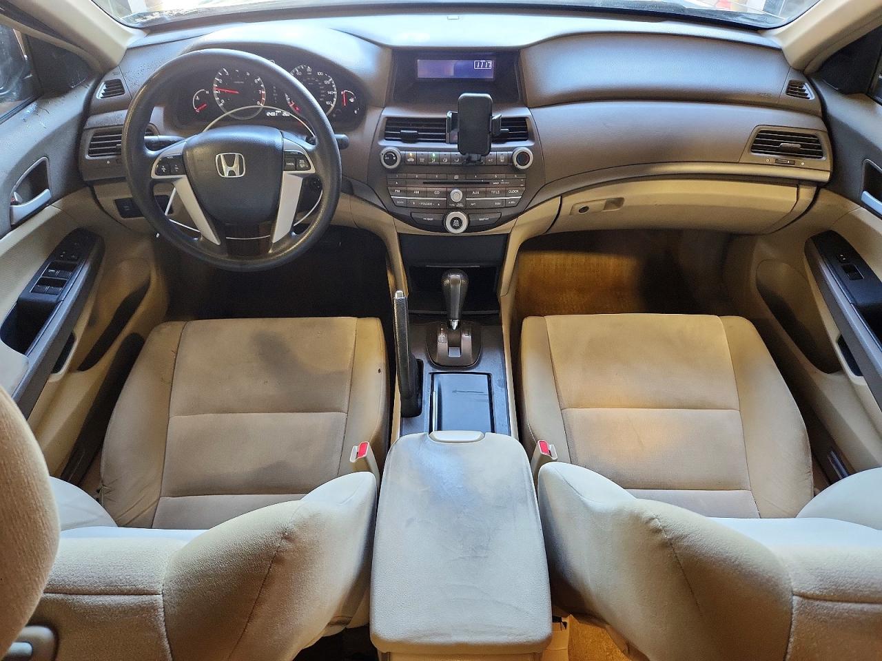 2009 HONDA ACCORD LX photo 15