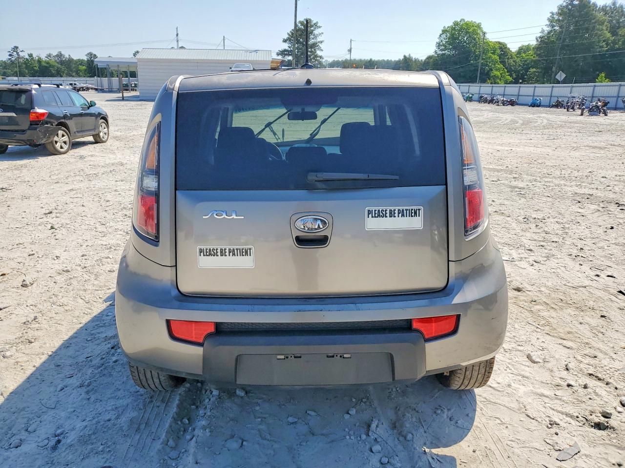 2011 KIA SOUL + photo 6