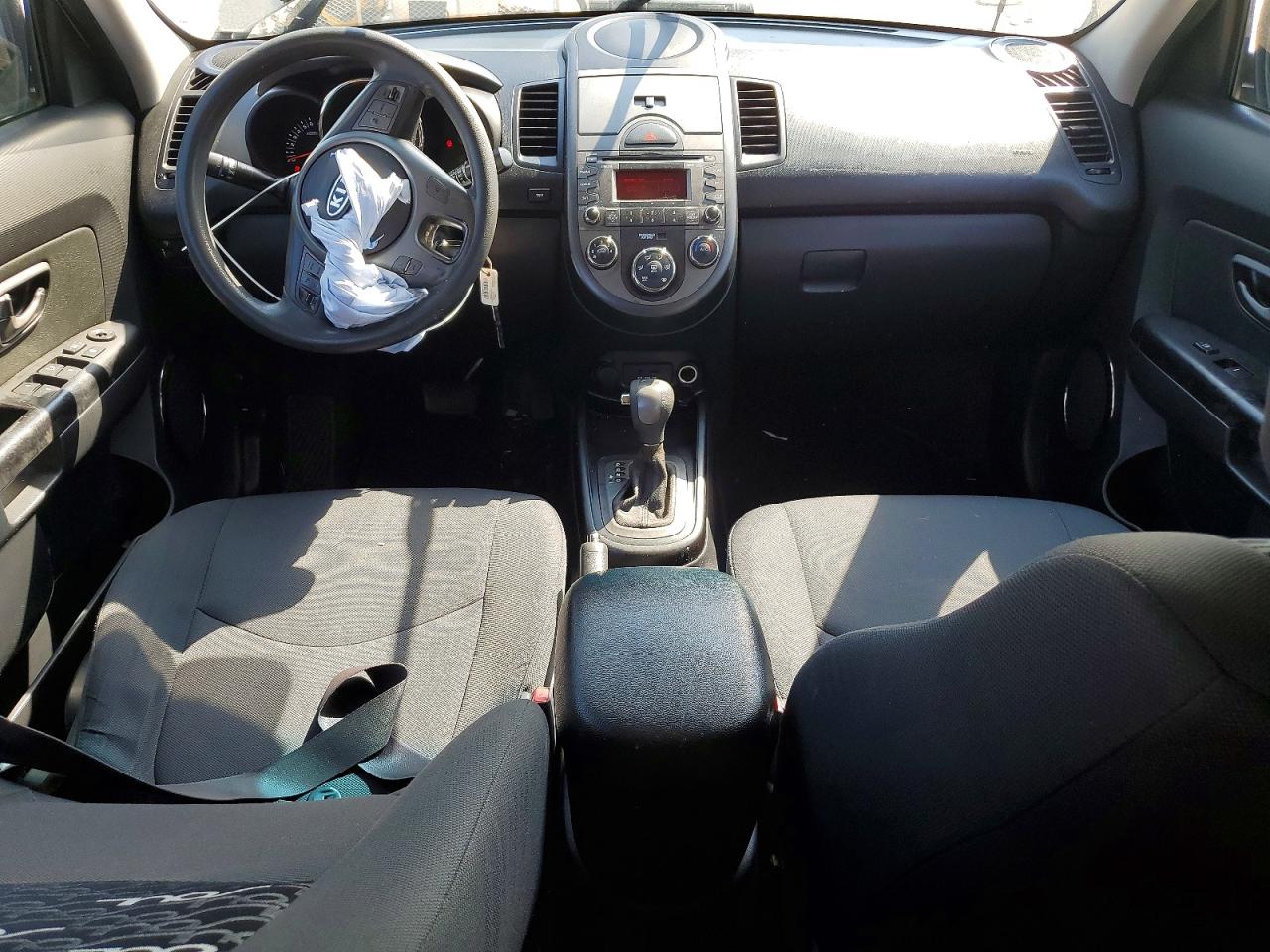 2011 KIA SOUL + photo 8