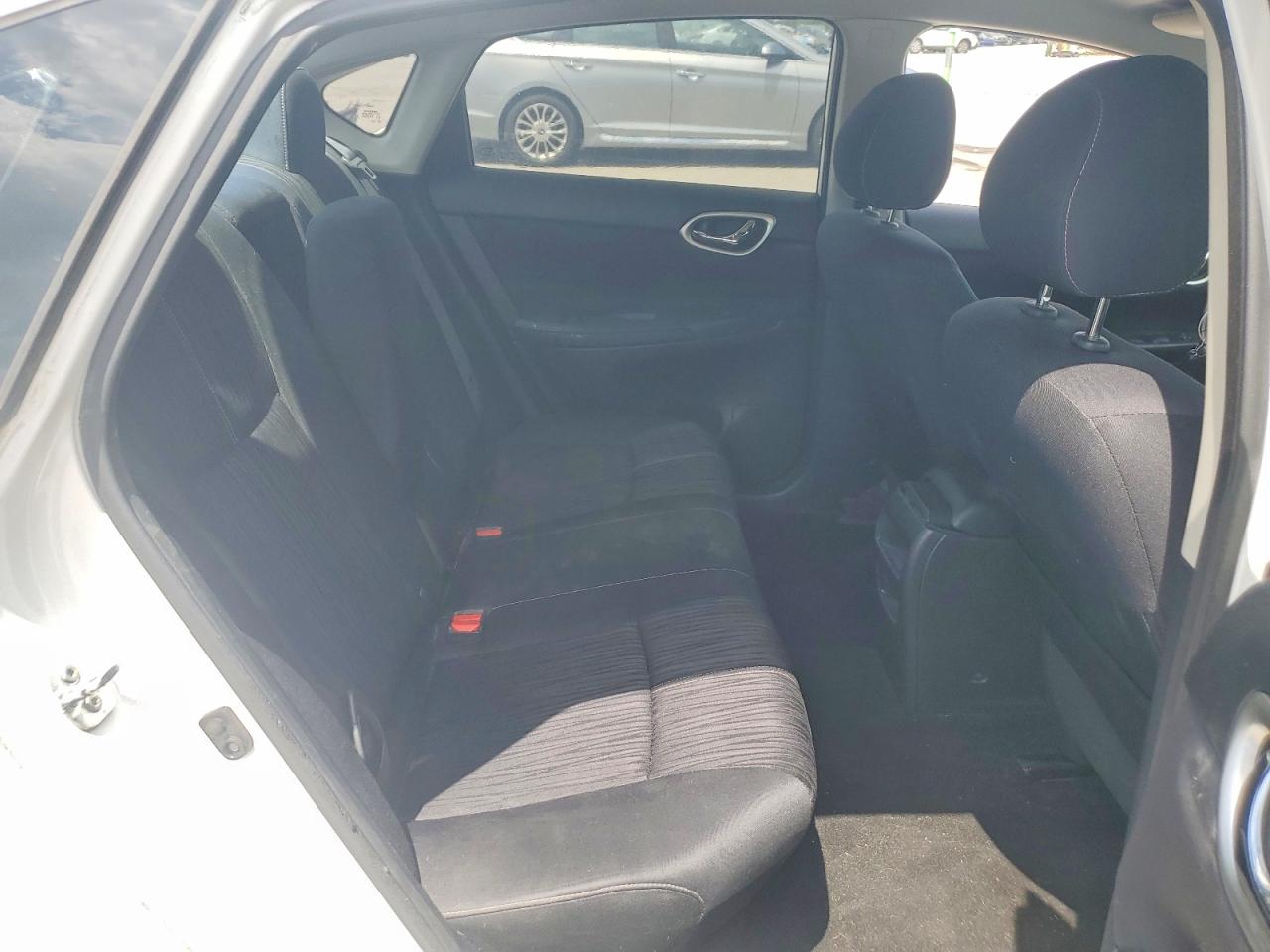 2017 NISSAN SENTRA SV photo 28