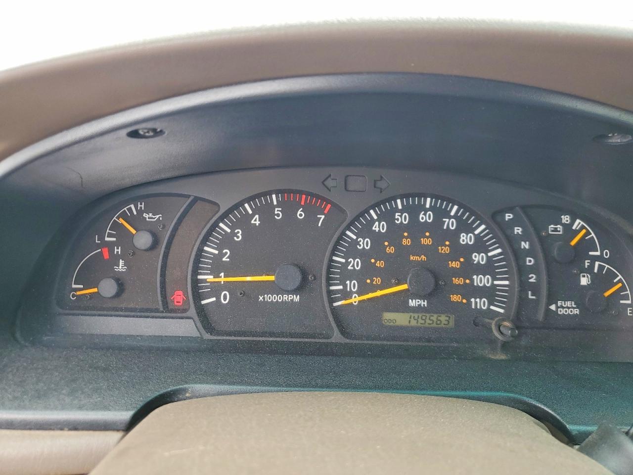 2002 TOYOTA TUNDRA SR5 V8 photo 9