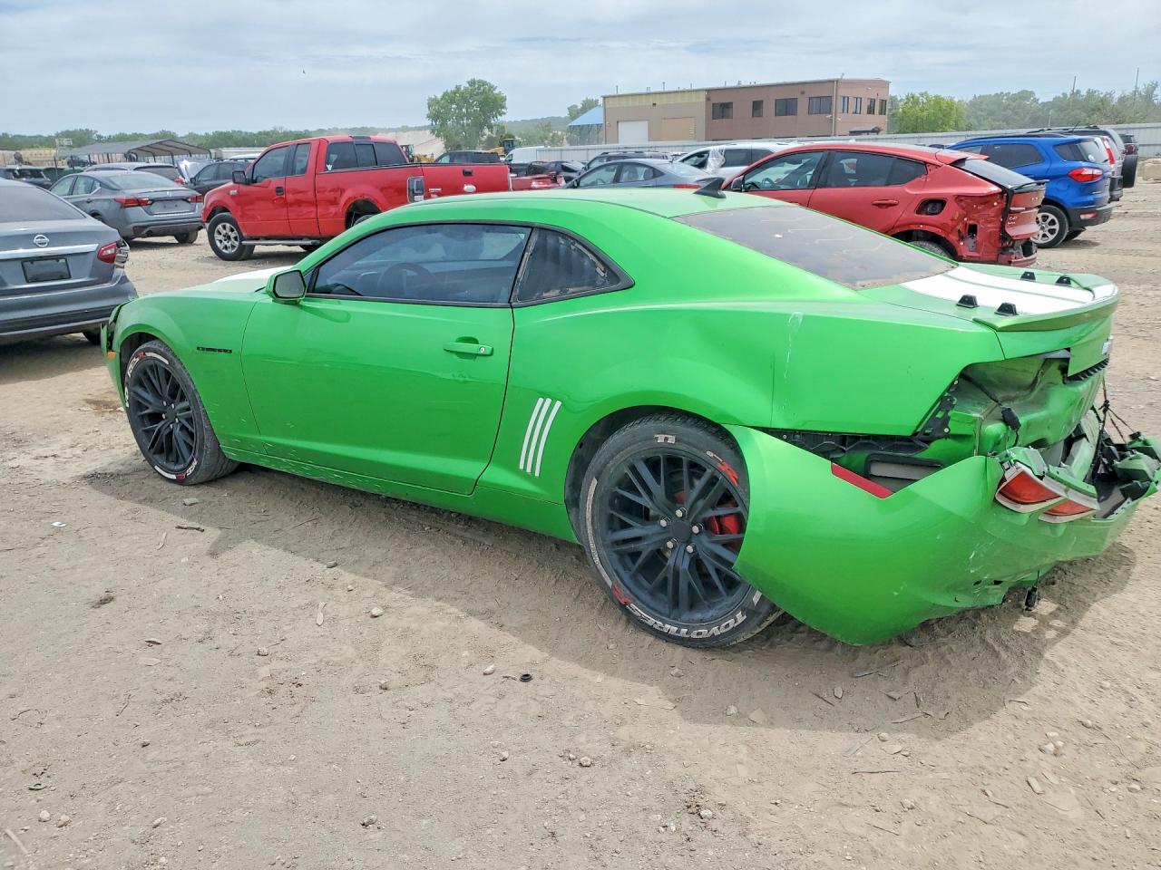 2011 CHEVROLET CAMARO LT photo 4
