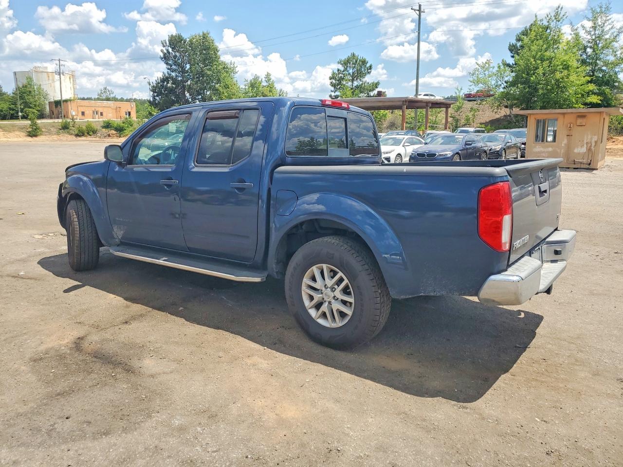 2019 NISSAN FRONTIER SV photo 3