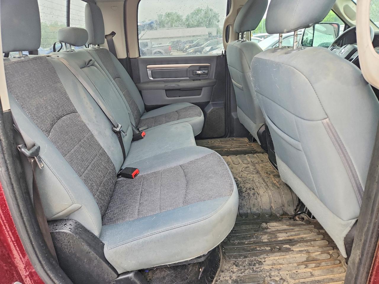 2017 RAM 1500 SLT photo 19