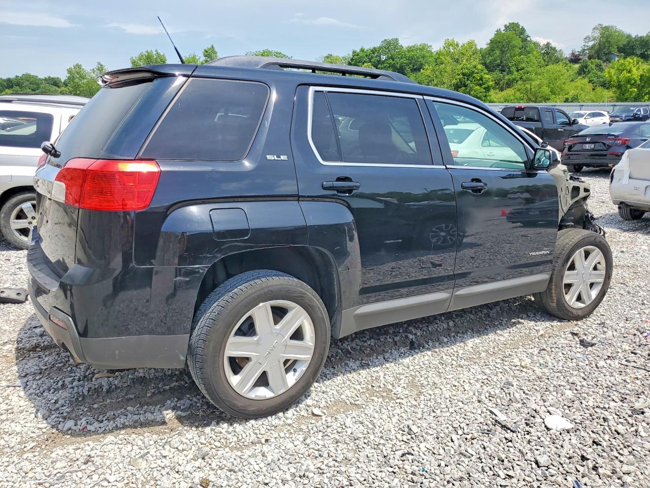 2012 GMC TERRAIN SLE photo 5